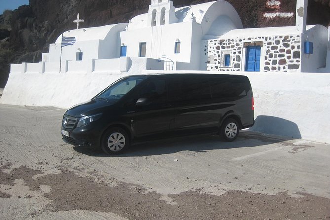 Private 6h highlight tour on santorini - Perissa Black Sand Beach: the beach-with-a-view combo