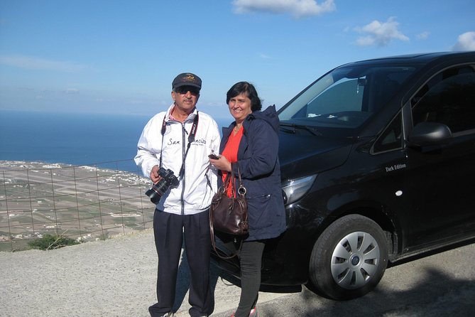 Private 6h highlight tour on santorini - Oia’s main street: traditional streets and the sunset brand