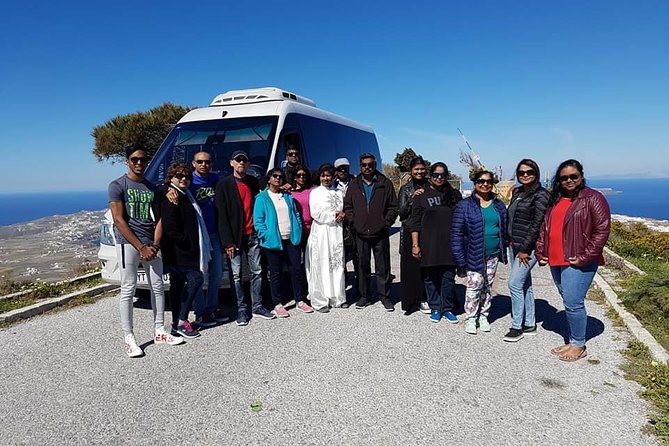 Private 8h tour on Santorini - Red Beach and the Akrotiri Area: Volcanic Color Without Commitment