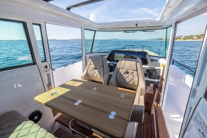 Private Axopar 37 MotorYacht Cruise in Santorini w/ Snack & Drink - How you set the pace: swims, snorkel time, and a lunch stop