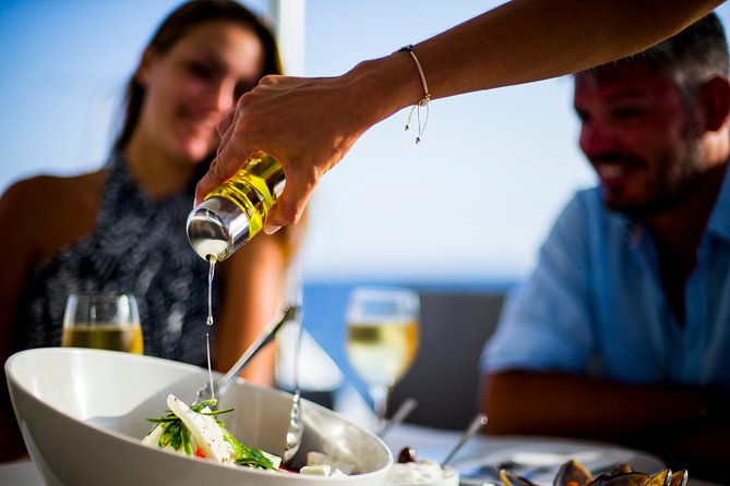 Private Beautiful Day or Romantic Sunset Cruise with Meal and Drinks - White Beach: Your One-Hour Swimming Block