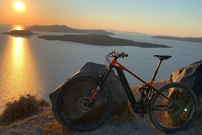 Private Electric Mountain Bike Experience and Tour in Santorini - Faros Market: The Start Point That Turns This Into a Food-First Adventure