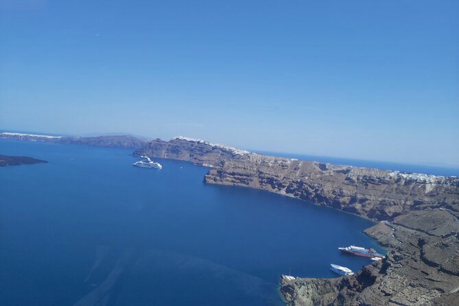 Private Helicopter Tour Santorini 30 minutes - up to 4 passengers - The Santorini Route From Above: Akrotiri, Thira, Red Beach, Nea Kameni, Oia