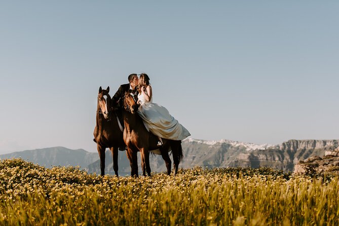 Private Horse Riding Experience in Santorini - Training, helmet, and your guide: how the ride starts