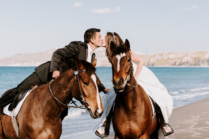 Private Horse Riding Experience in Santorini - Getting there: Vlychada stables and the practical reality