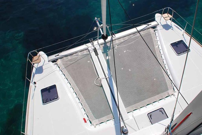 Private Morning Tour Lagoon 400-380 Sailing in Santorini ,lunch, drink, transfer - Price and value: is $480.59 per person fair?
