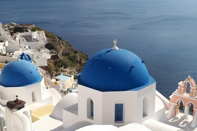 Private Overview of Santorini: Full-Day Customizable Experience! - Oia’s main street: the cliffside classic, plus the stories behind it