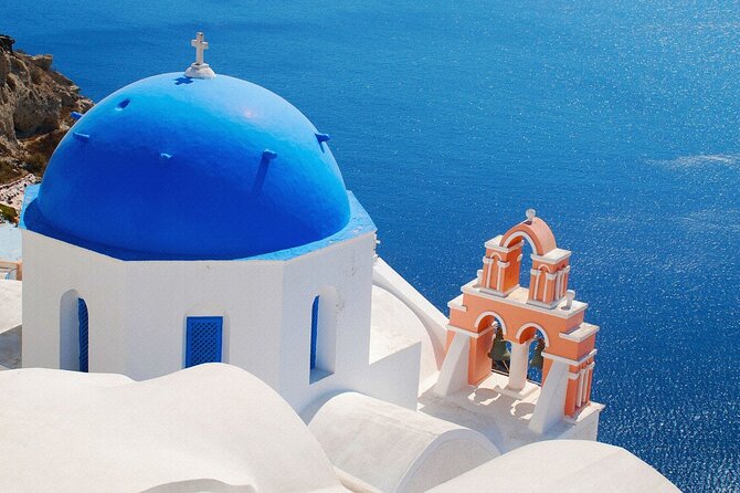 Private Santorini 4-Hours Tour : Oia, Megalochori & wine tasting - Megalochori: quieter squares and an authentic Santorini feel