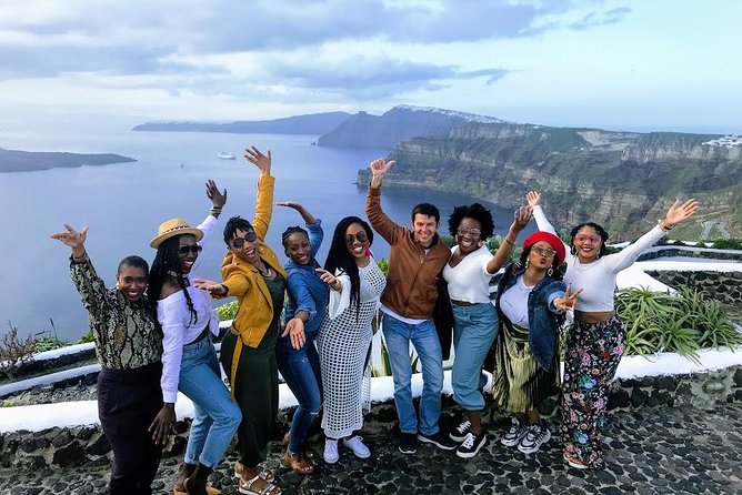 Private Santorini Highlights Day Tour - Red Beach: dramatic color, short photo time