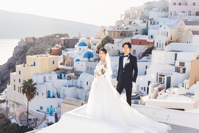 Private Santorini Photography in Oia 伊亚步行旅拍 - What You Get Back: Editing Style and Delivery Timing