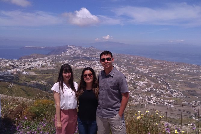 Private Tour Santorini best Attractions - Firostefani blue dome church: the quick photo you’ll be glad you didn’t skip
