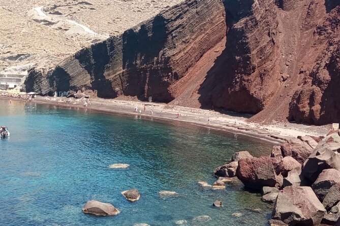 Private Transfer from Santorini Airport to all destination - Making it smooth: flight details, late changes, and quick communication