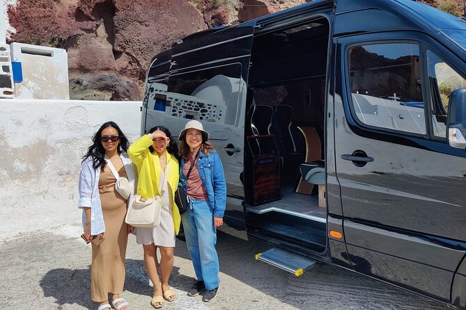 Private Transfer from-to Santorini airport to-from anywhere in Santorini Island - When this transfer is the smartest choice on Santorini