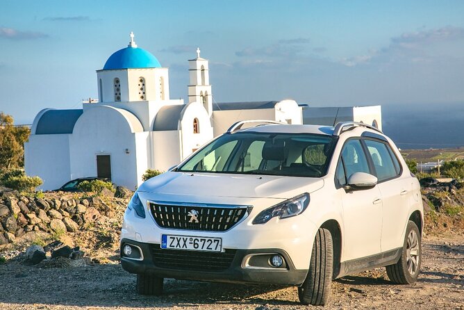 Private Transfer Santorini - Meeting your driver: name sign, pickup points, and what to message