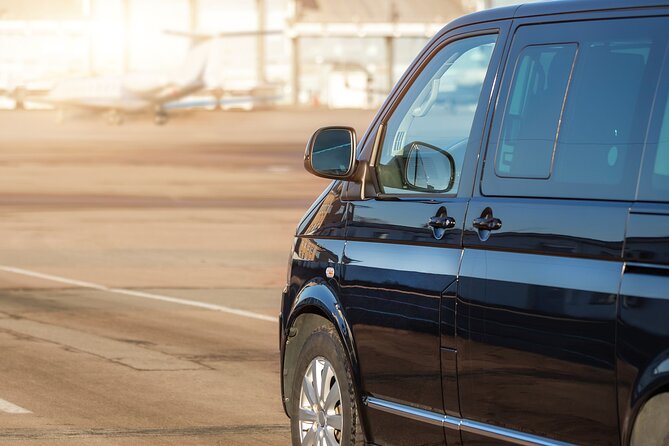 Private Transfers in Santorini Airport, Port and Hotels - Pickup at airport, port, and hotels: built for real arrival chaos