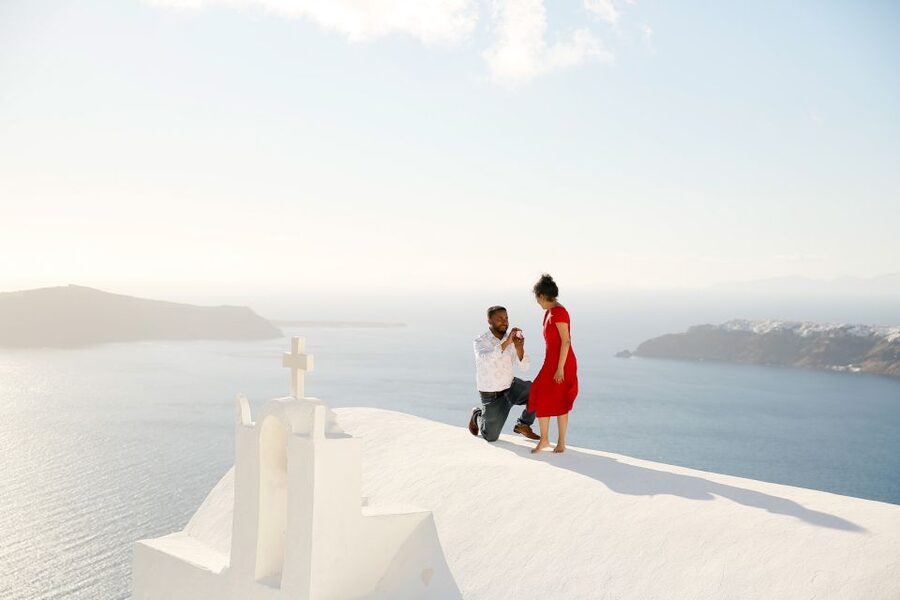 Proposal Photographer in Santorini - Key highlights worth caring about