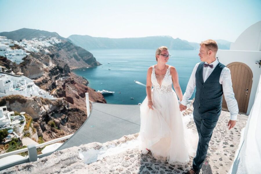 Proposal Photoshoot Santorini - Should you book Proposal Photoshoot Santorini?