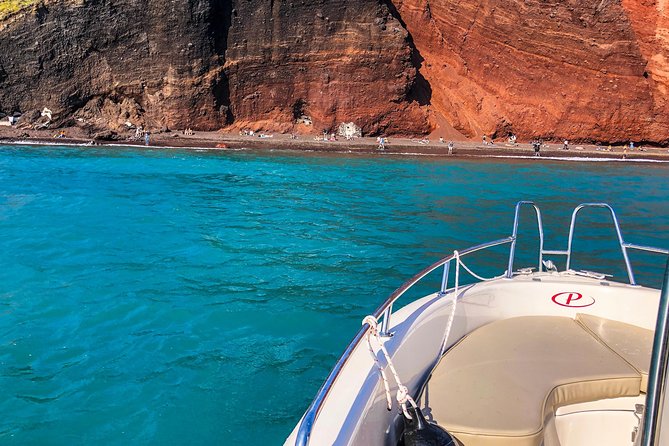 Rent a Boat in Santorini without a License - What You’ll Get On Board (And What You’ll Need to Bring)