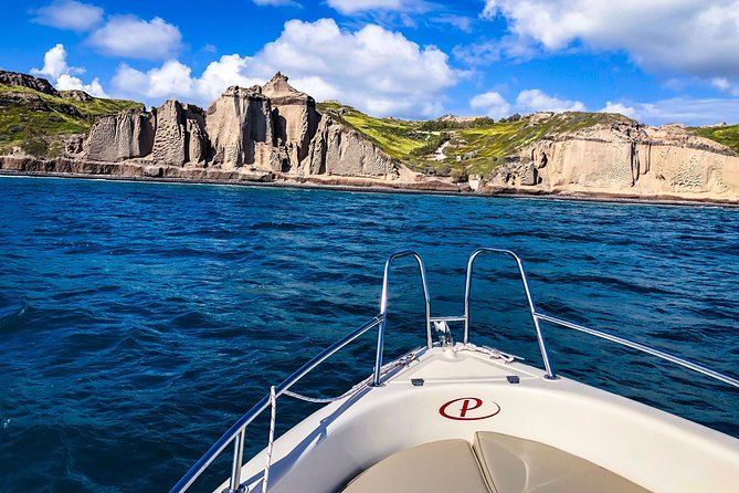 Rent a Boat in Santorini without a License - Who This Suits Best (And Who Might Prefer a Cruise)