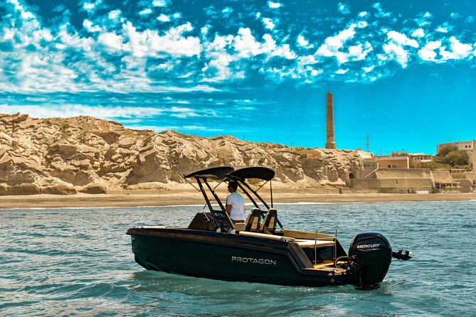 Rent a SpeedBoat in Santorini with License or Skippered - A fast way to see Santorini from the water