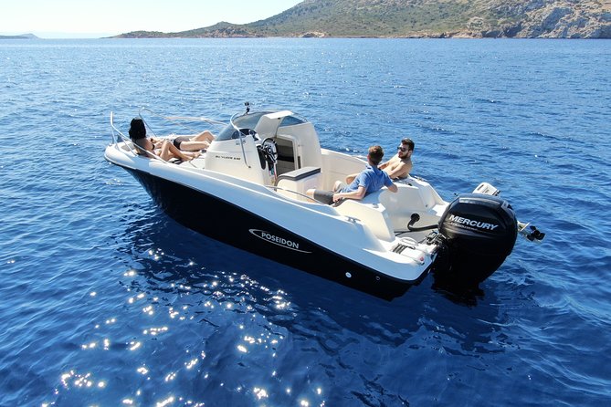 Rent a SpeedBoat in Santorini with License or Skippered - Snorkeling gear and the small comforts that make speedboat days work