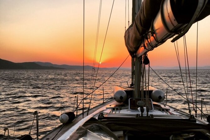 Sailsational Luxury Santorini Catamaran Sunset Cruise with Dinner - Why a Santorini sunset catamaran works better than land tours