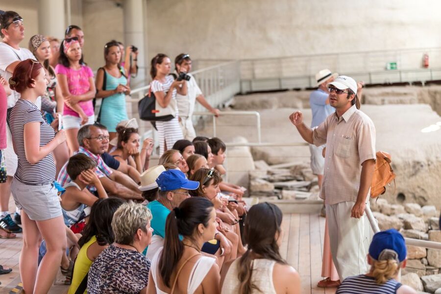 Santorini 2-Day Combo: Volcano Boat Cruise & Island Bus Tour - Thirassia free time: the calm break that makes the day feel complete