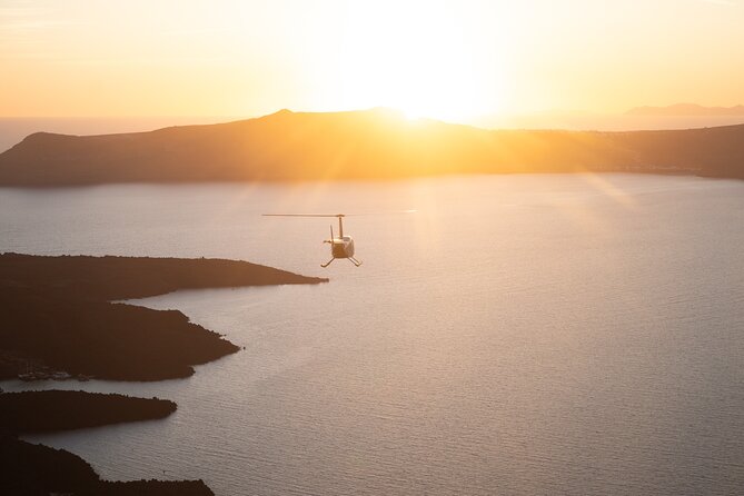 Santorini 360: Helicopter Ride, Must-See Sights & Wine Tasting - A fast circuit of Santorini that’s built for big moments