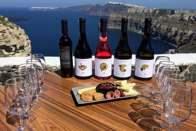 Santorini 360: Helicopter Ride, Must-See Sights & Wine Tasting - Who this tour suits best (and who should choose differently)
