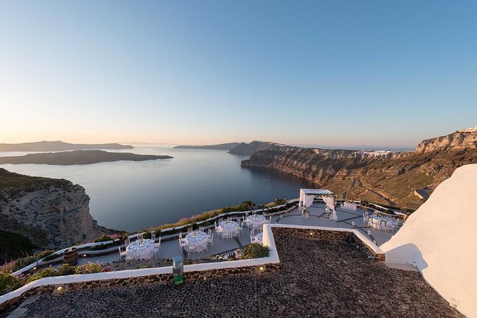 Santorini 4-Hour Private Tour including Wine Tasting, Shore Excursion - Oia Stroll: Blue Domes, Castle Views, and Cliffside Photo Time