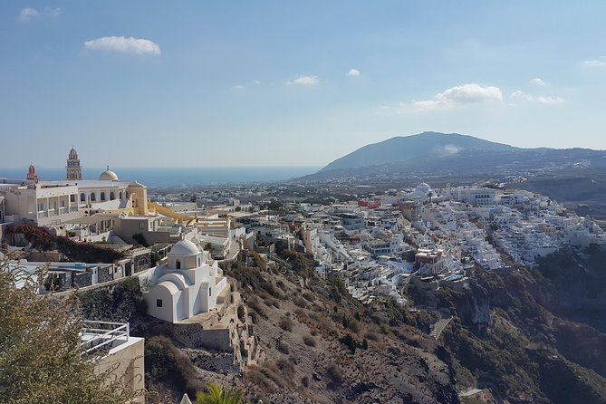Santorini: 4hr Small Group Caldera Hike from Fira to Oia - Terrain reality: how to dress for rocky paths and sudden weather