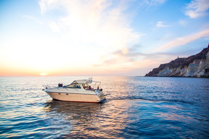 Santorini 5 - Hours Private Day Or Sunset Cruise with Bbq and Drinks - Hot Springs and the Volcano Area: Swimming and Sea-Air Moments