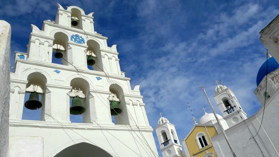 Santorini: 6-Hour Classic Panorama Private Tour - The real value: Oia first, then the viewpoints build