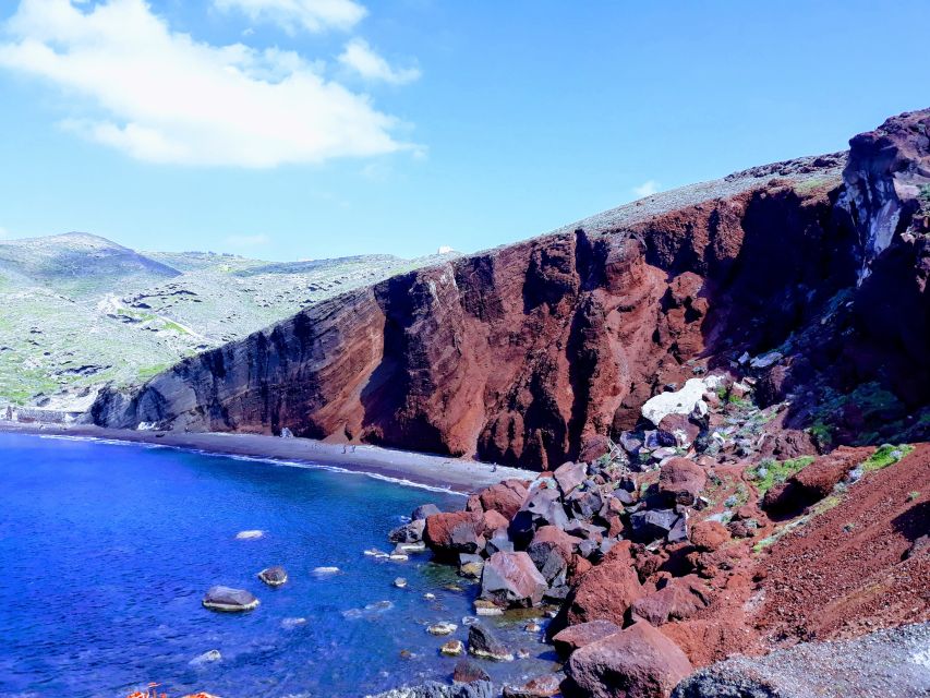 Santorini: 6-Hour Classic Panorama Private Tour - How the private minivan and live commentary actually help