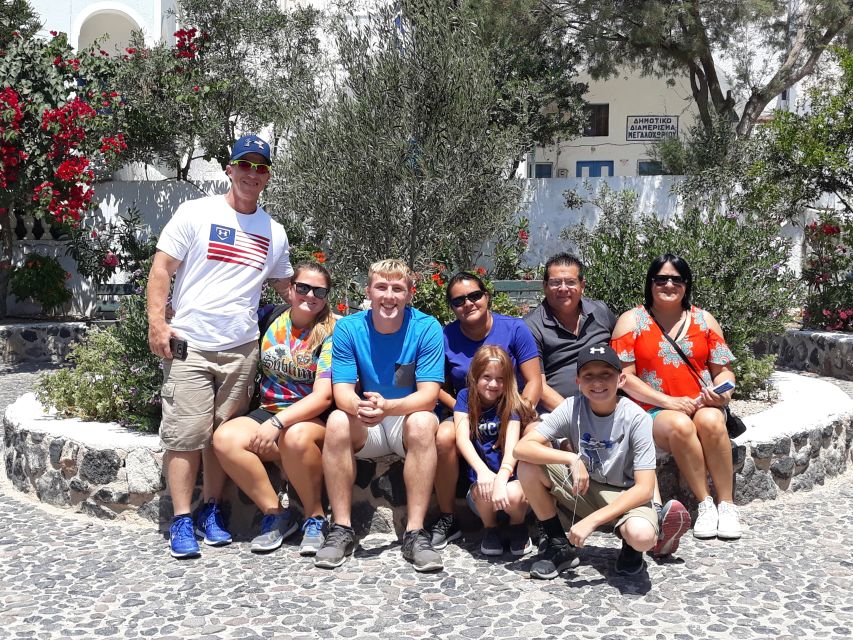 Santorini: 6-Hour Classic Panorama Private Tour - Oia village: blue domes, fast photo spots, and a chance to breathe