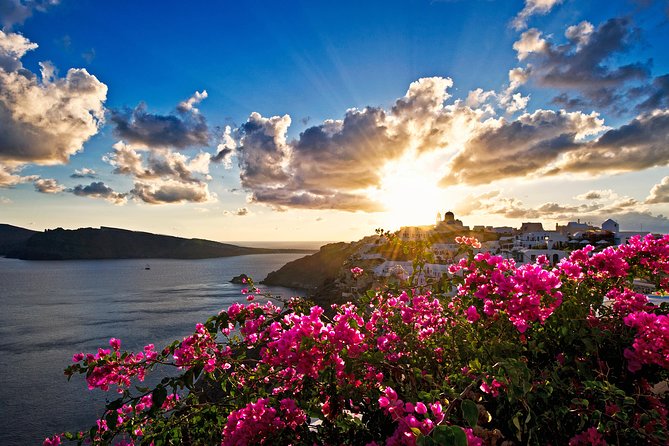 Santorini: 6hr Private Tour with Olive Oil, Beer or Wine Tasting - Firostefani: 10 minutes for the blue-domed church pictures