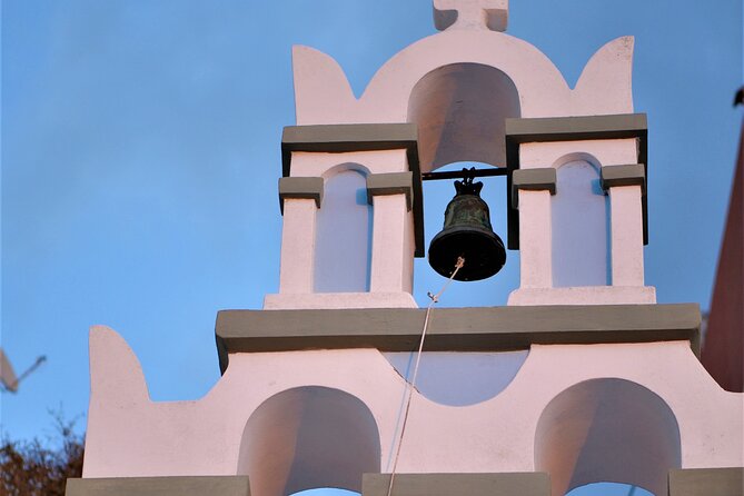 Santorini Airport Private Direct Transfer to All Destinations - Meet-and-Greet at Santorini Airport Without the Airport Shuffle