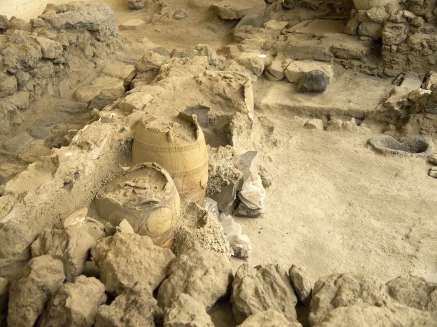 Santorini: Akrotiri Entry Ticket and Audio Guide - Arriving at Akrotiri and Timing Your Visit