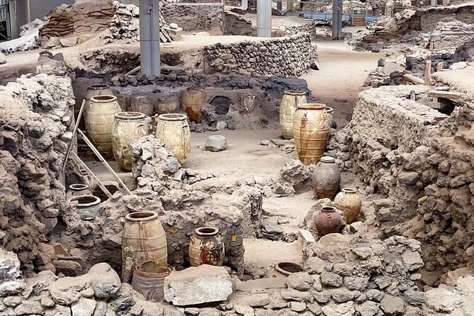 Santorini , Akrotiri tour by a licensed guide - What You Actually See: Buildings, Streets, and Surviving Levels
