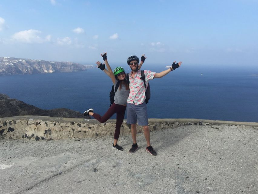Santorini: Around the Island by Electric Bike - Starting in Emporio: Castelli streets and that quick sense of place