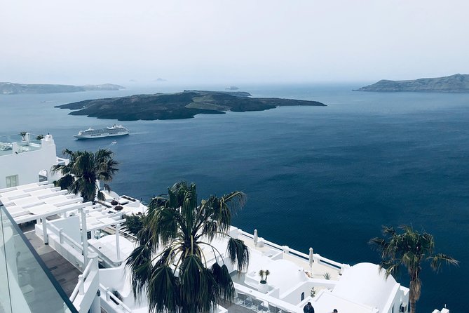 Santorini Bliss: Discover the Charms of the Southern Delight - Red Beach: geology in a half-hour