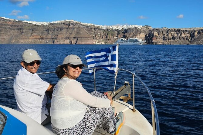 Santorini: Boat tour to Volcano, Hot Springs & Thirasia island - The 10:15 Start and the Simple Way This Tour Flows