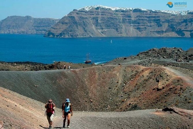 Santorini: Boat tour to Volcano, Hot Springs & Thirasia island - Nea Kameni Volcano: Great Views, Self-Guided Hiking