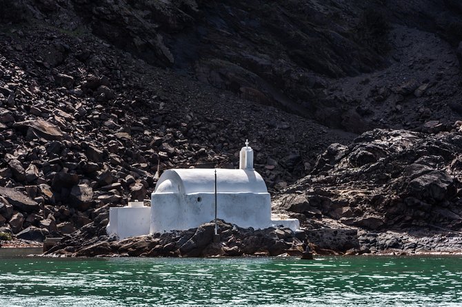 Santorini Caldera Cruise Tour (Volcano, Hot Springs, Thirassia) - Thirassia free time and the May 25 port-closure plan