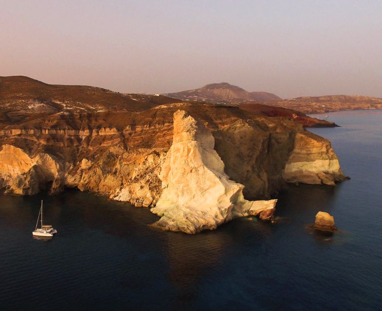 Santorini Caldera: Panorama Winter Cruise - Food, Drinks, and Onboard Comfort: Where the Value Shows Up