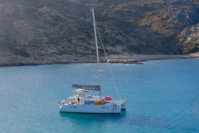 Santorini: Caldera Private Catamaran Cruise with Meal & Drinks - A 5-hour private catamaran that keeps you on the Santorini “why”