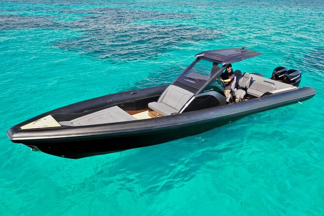 Santorini Caldera: Private Cruise with Speed Boat & Open Bar - Nea Kameni hot springs: snorkel time without the hike