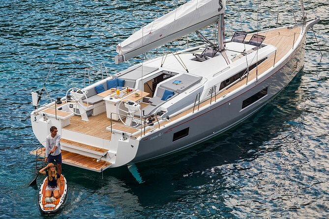 Santorini: Caldera Private Sailing Boat Cruise with Beneteau Oceanis 46.1 - Beneteau Oceanis 46.1: why private sailing feels calmer