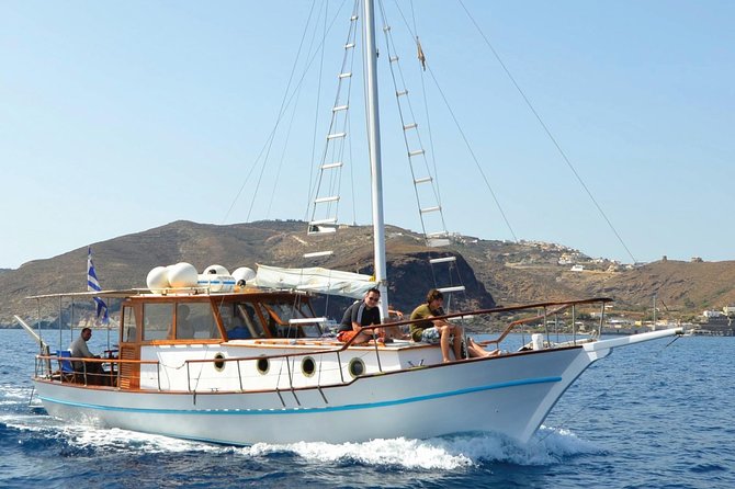 Santorini Caldera Sunset Traditional Cruise with Meal and Drinks - Leaving Ammoudi Bay: The Start That Puts You Straight Into the Caldera