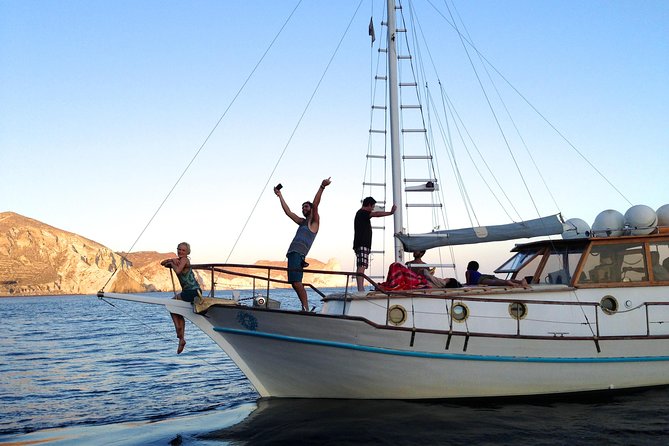 Santorini Caldera Sunset Traditional Cruise with Meal and Drinks - Price and What You Actually Get for $96.79
